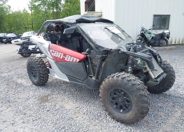 2025 CAN-AM Maverick X3