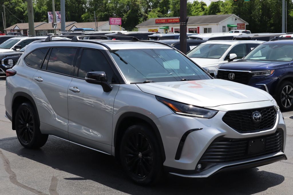 2025 TOYOTA Highlander