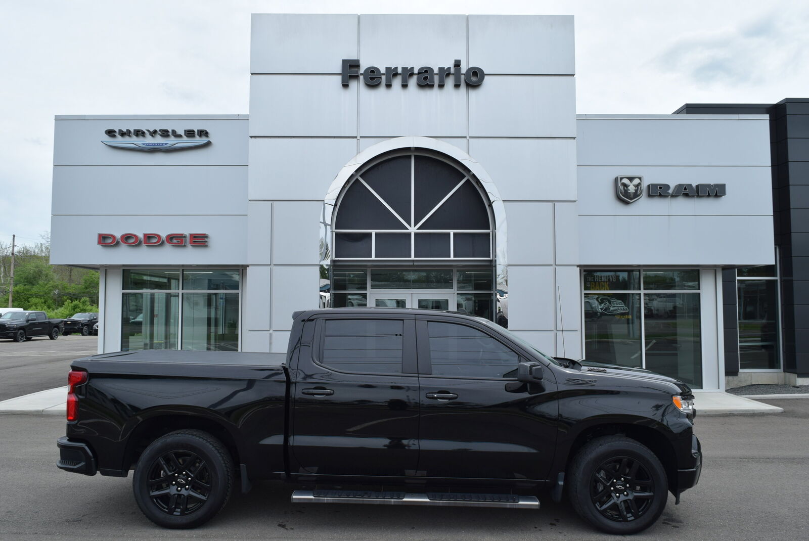 2024 CHEVROLET Silverado