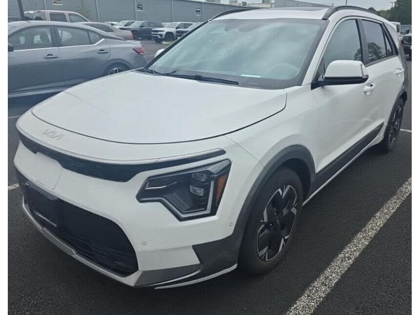 2023 KIA Niro
