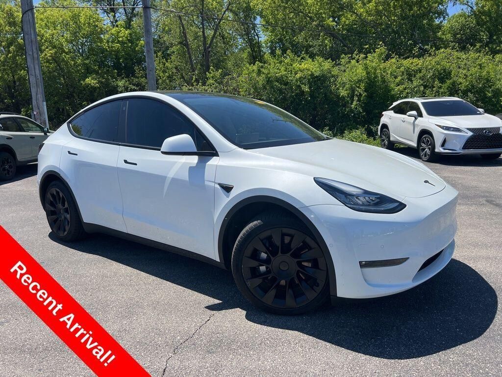 2022 TESLA Model Y