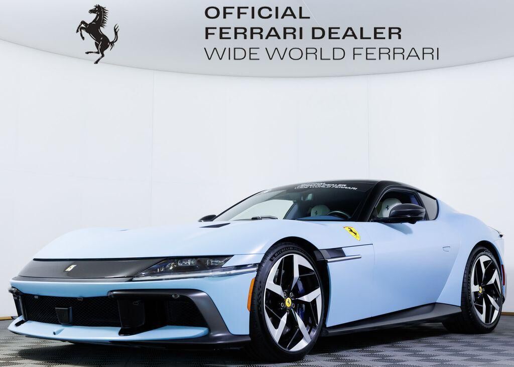 2025 FERRARI 12Cilindri