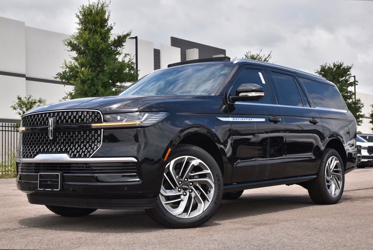 2026 LINCOLN Navigator L