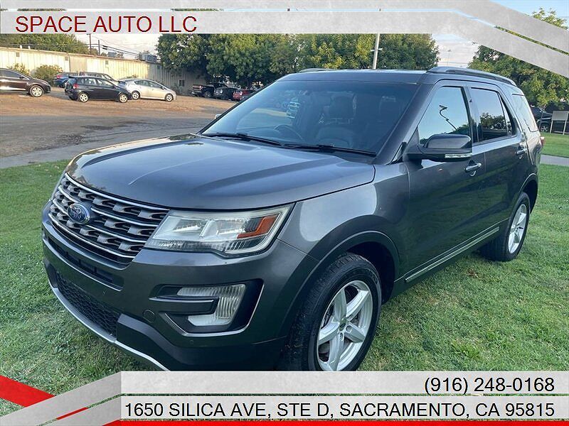 2017 FORD Explorer