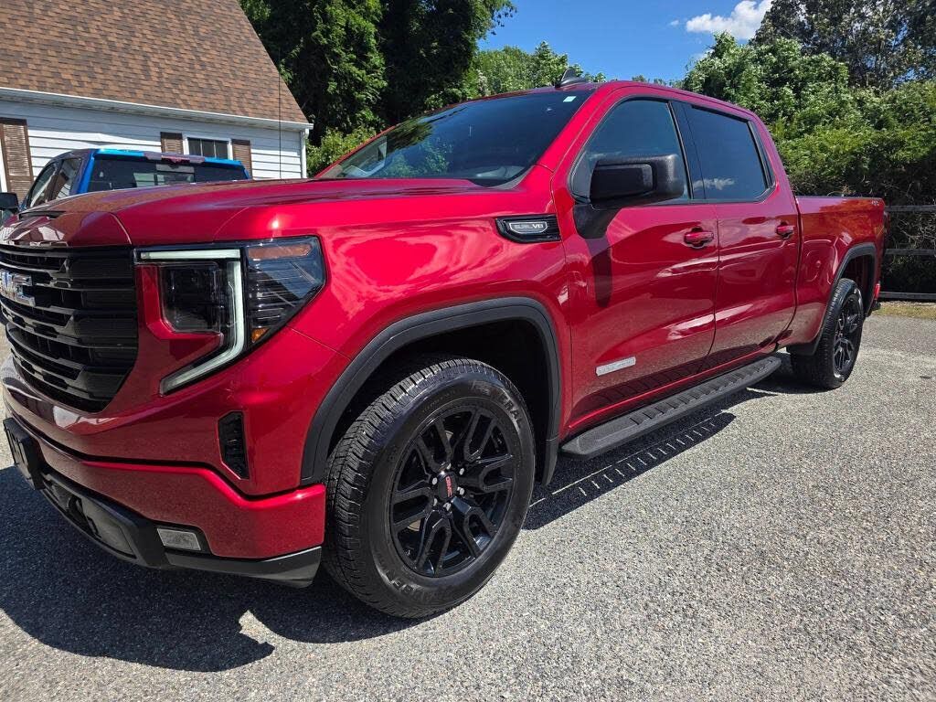2024 GMC Sierra