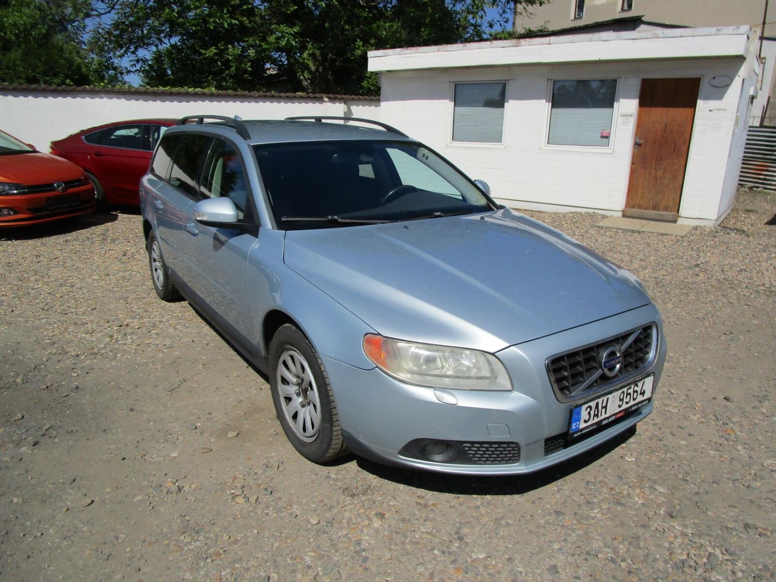 2008 VOLVO V70