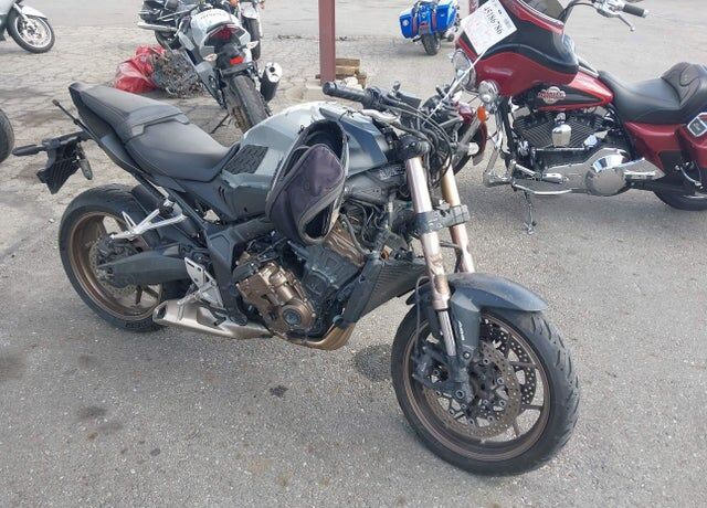 2024 HONDA CB
