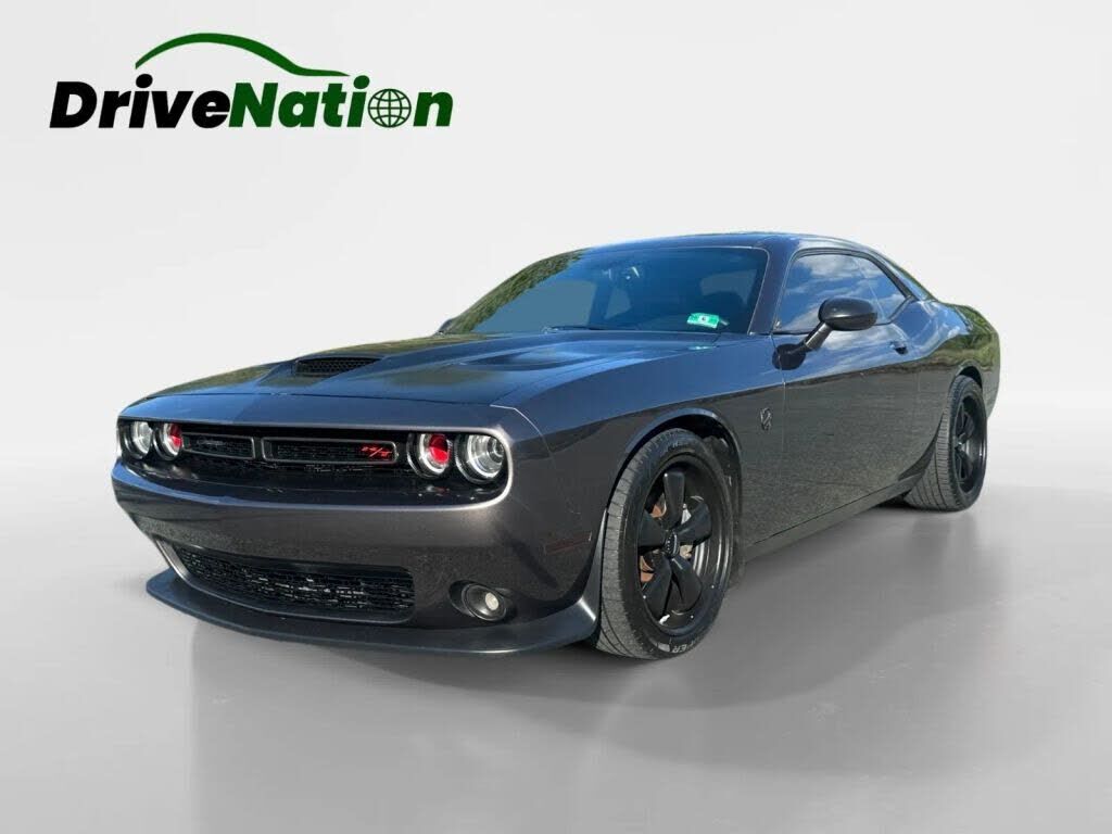 2016 DODGE Challenger