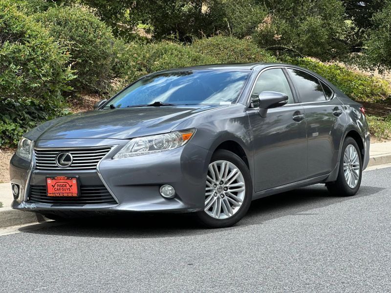 2015 LEXUS ES
