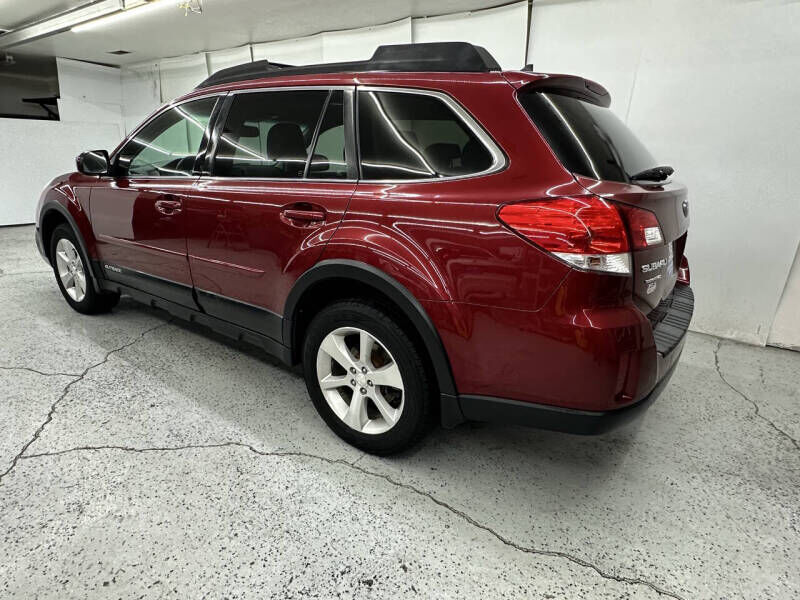 2013 SUBARU Outback