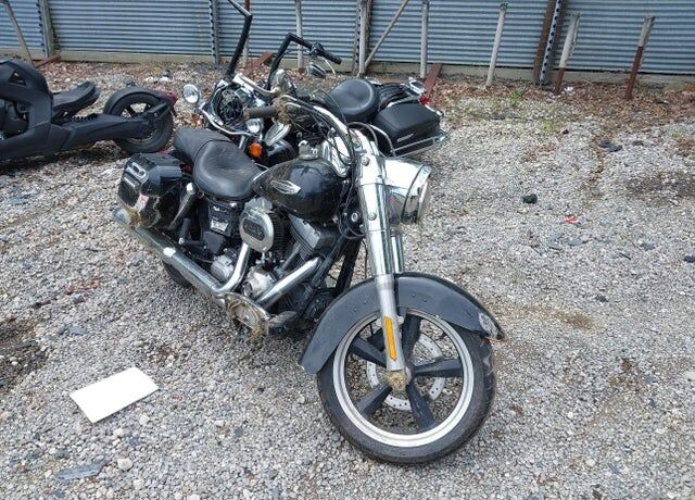 2016 HARLEY DAVIDSON FLD103/SWITCHBACK