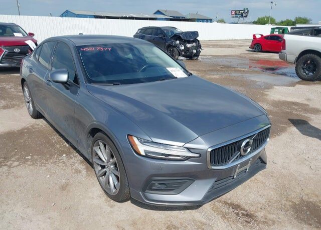 2020 VOLVO S60