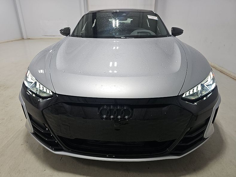 2022 Audi e-tron