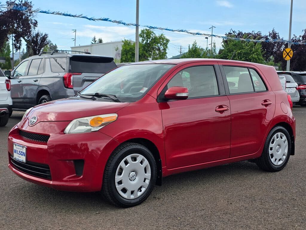 2012 TOYOTA SCION