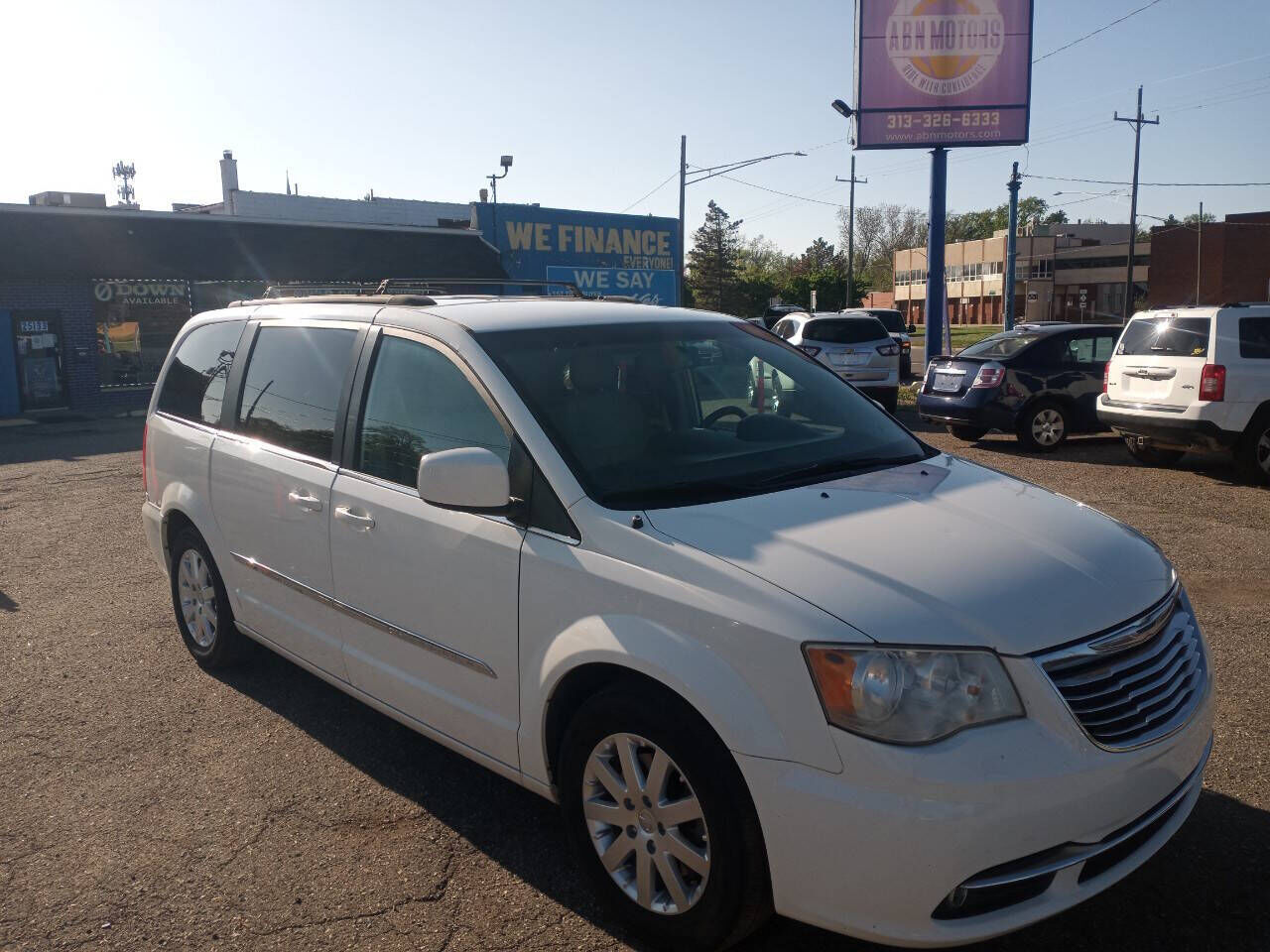 2013 CHRYSLER Town and Country