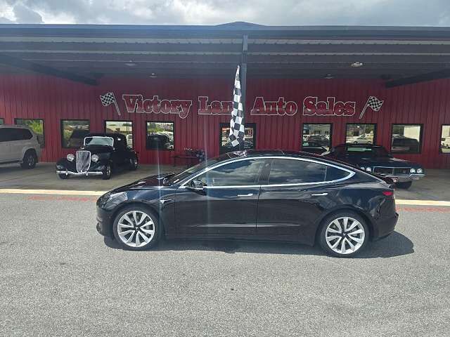 2018 TESLA Model 3