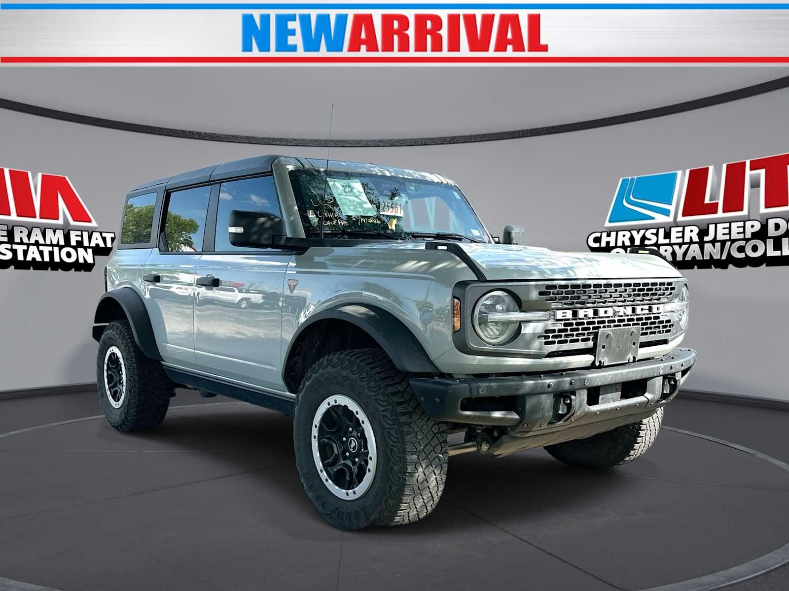 2024 FORD Bronco