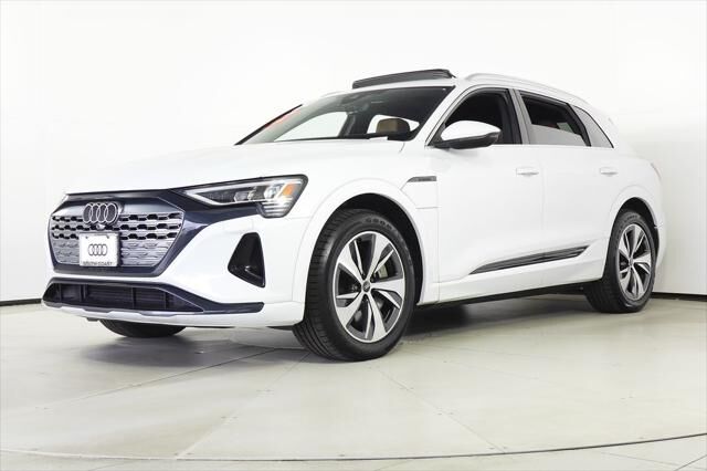 2024 Audi Q8