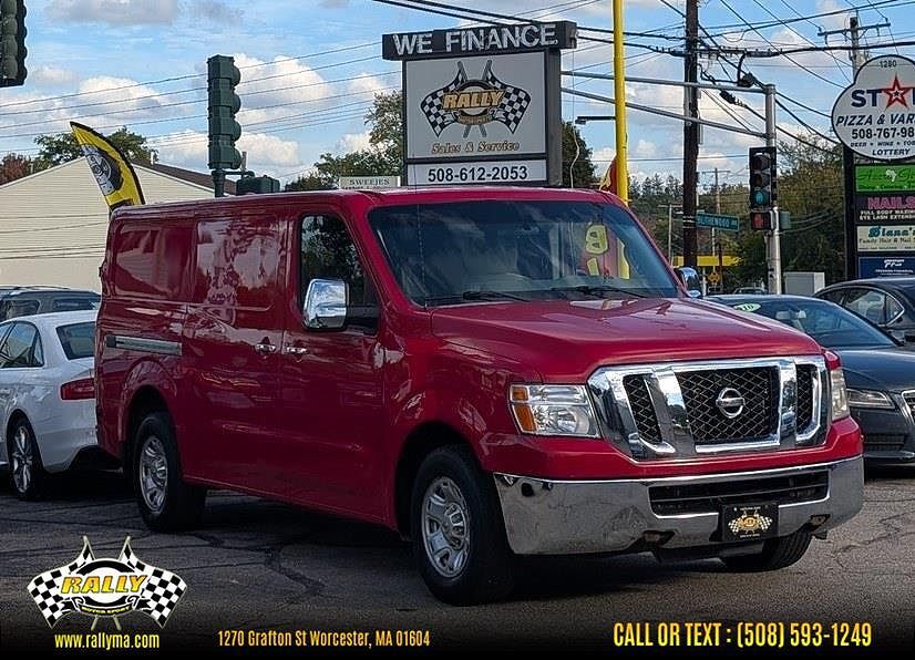 2012 NISSAN NV
