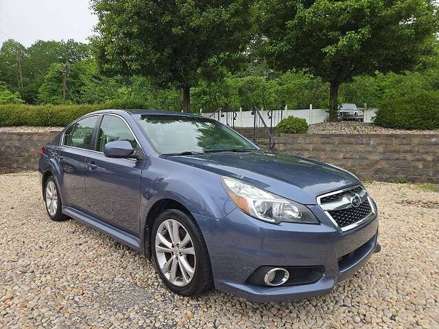2013 SUBARU Legacy