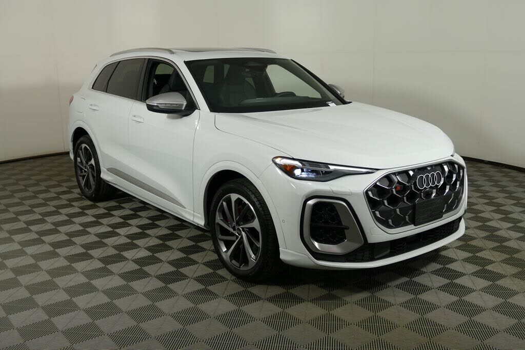 2025 AUDI SQ5