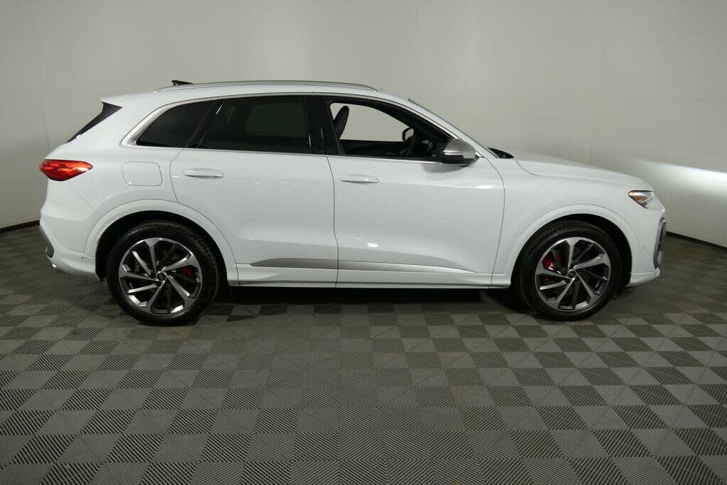 2025 Audi SQ5