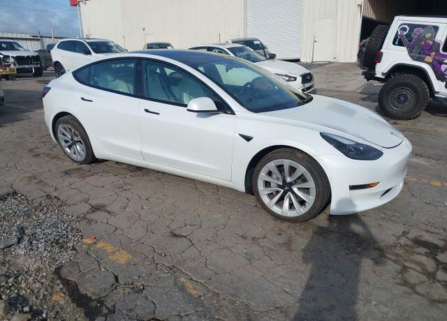 2021 TESLA Model 3