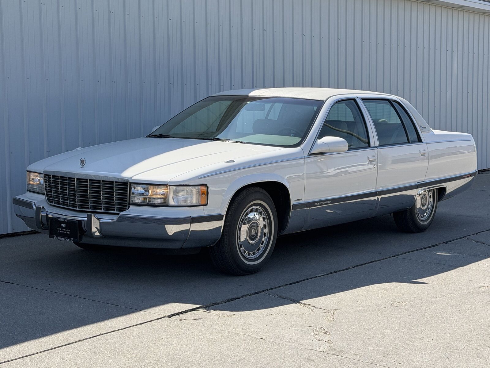 1996 CADILLAC Fleetwood