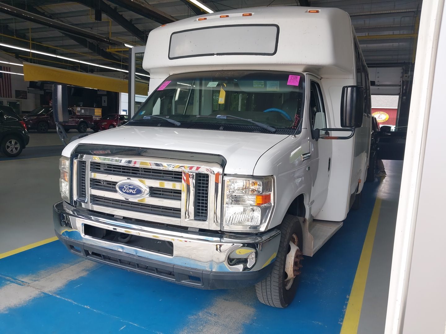 Ford E-350