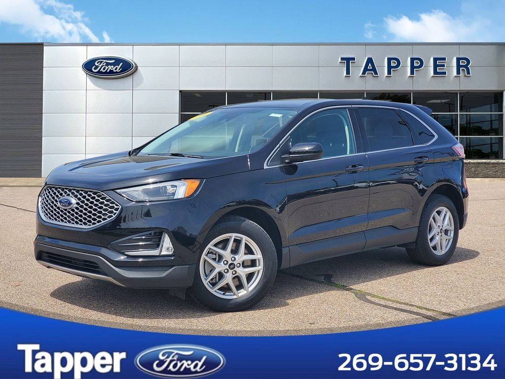 2023 FORD Edge