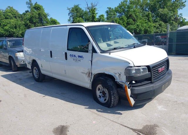 2018 GMC Savana