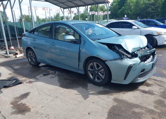 2021 TOYOTA PRIUS