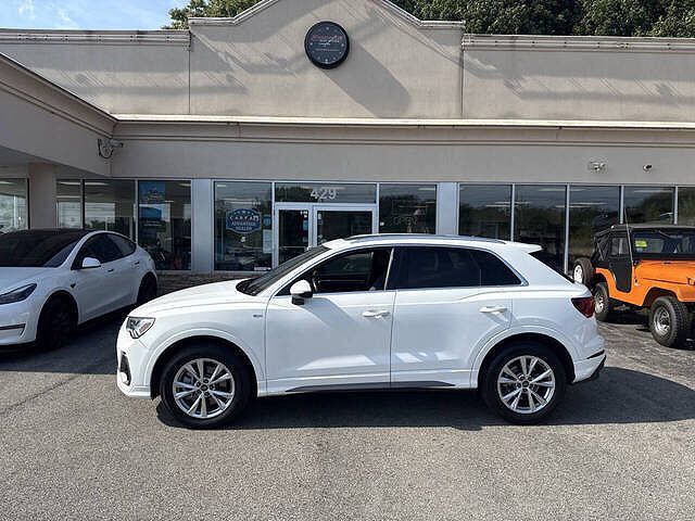 2023 Audi Q3