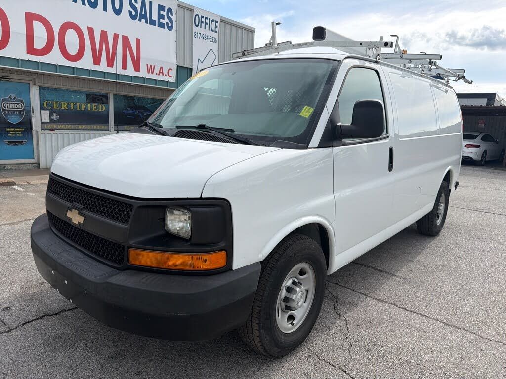 2017 CHEVROLET Express