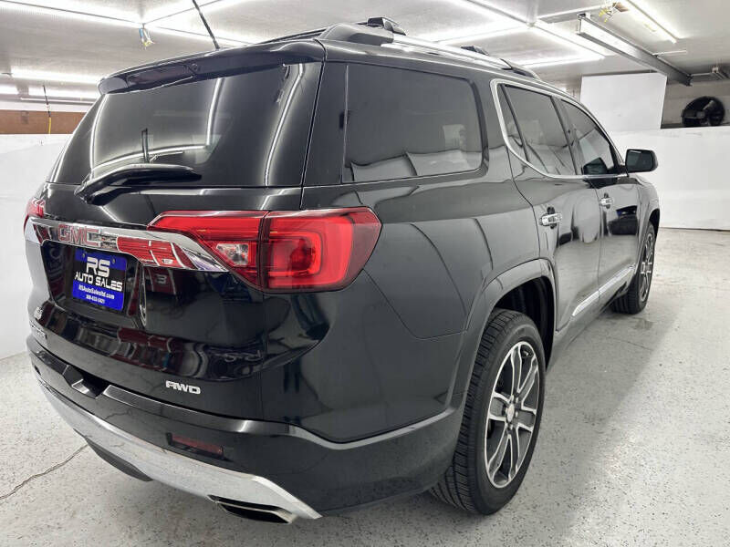 2017 GMC Acadia