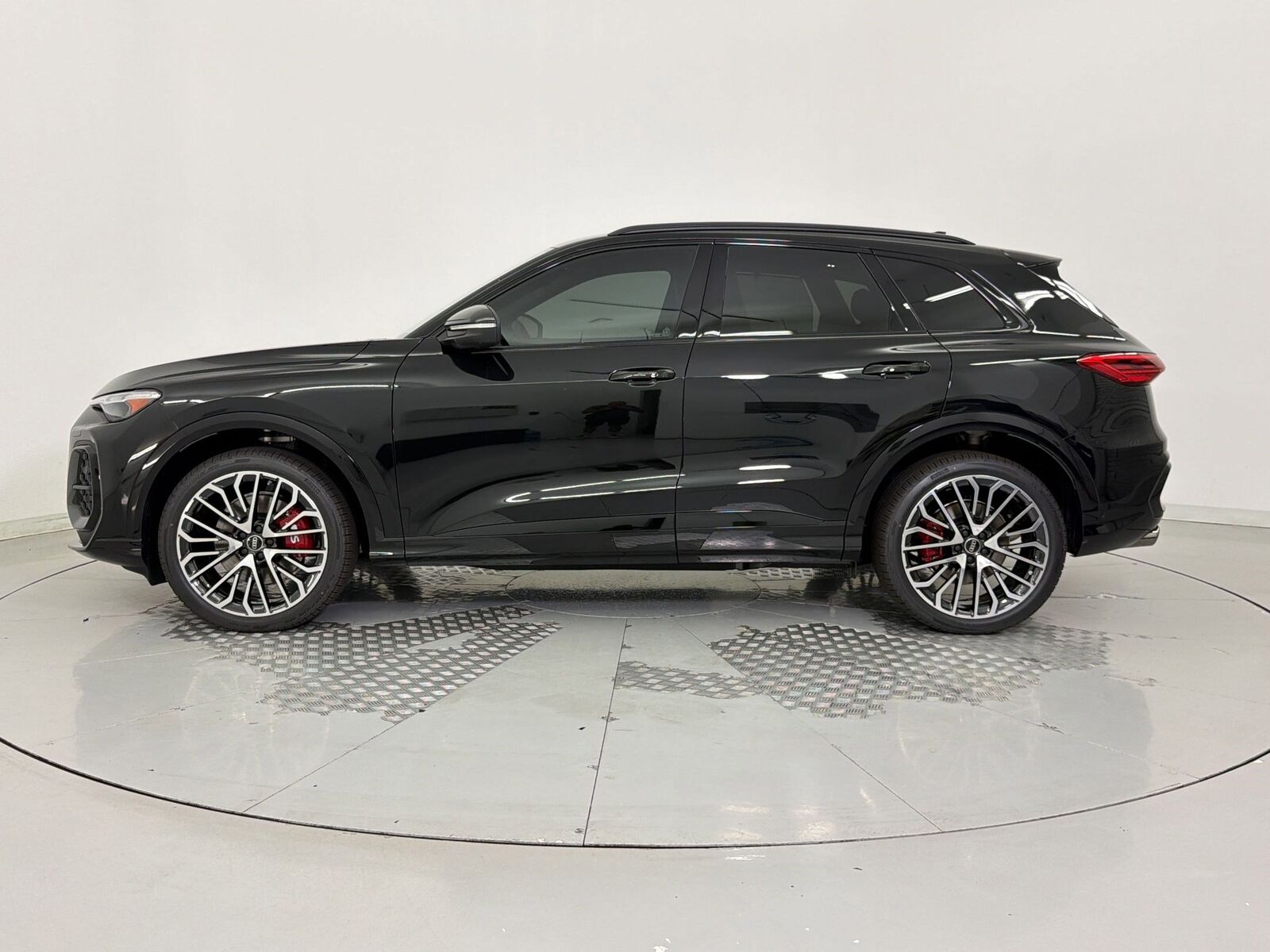 2026 Audi SQ5