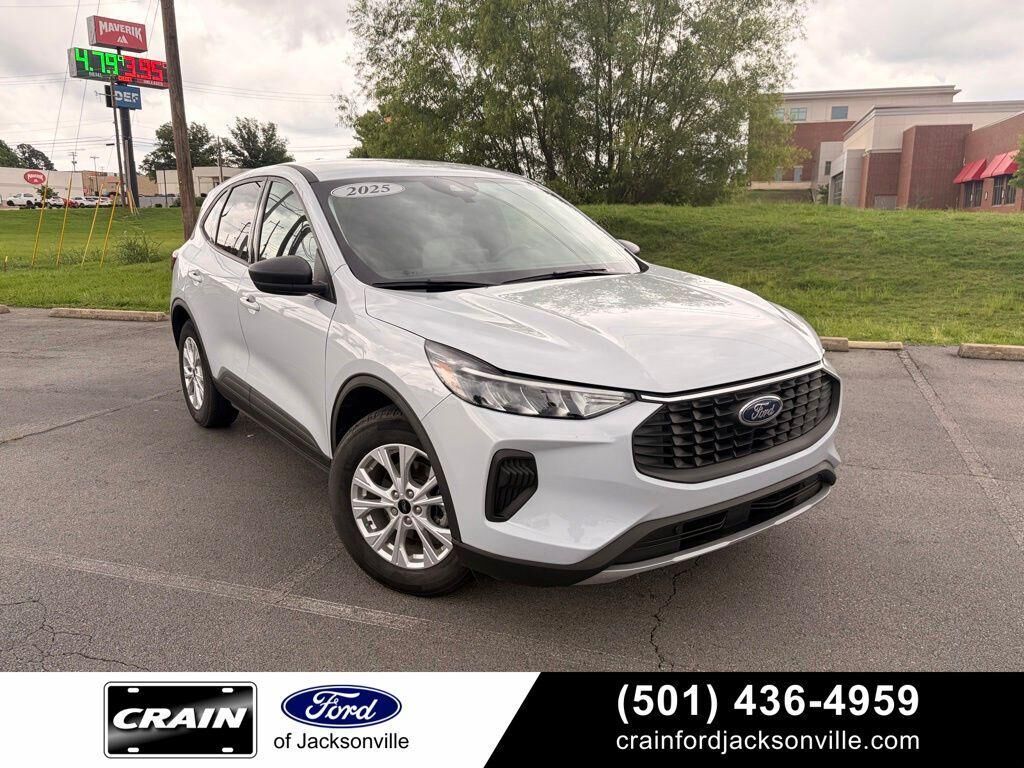 2025 FORD Escape
