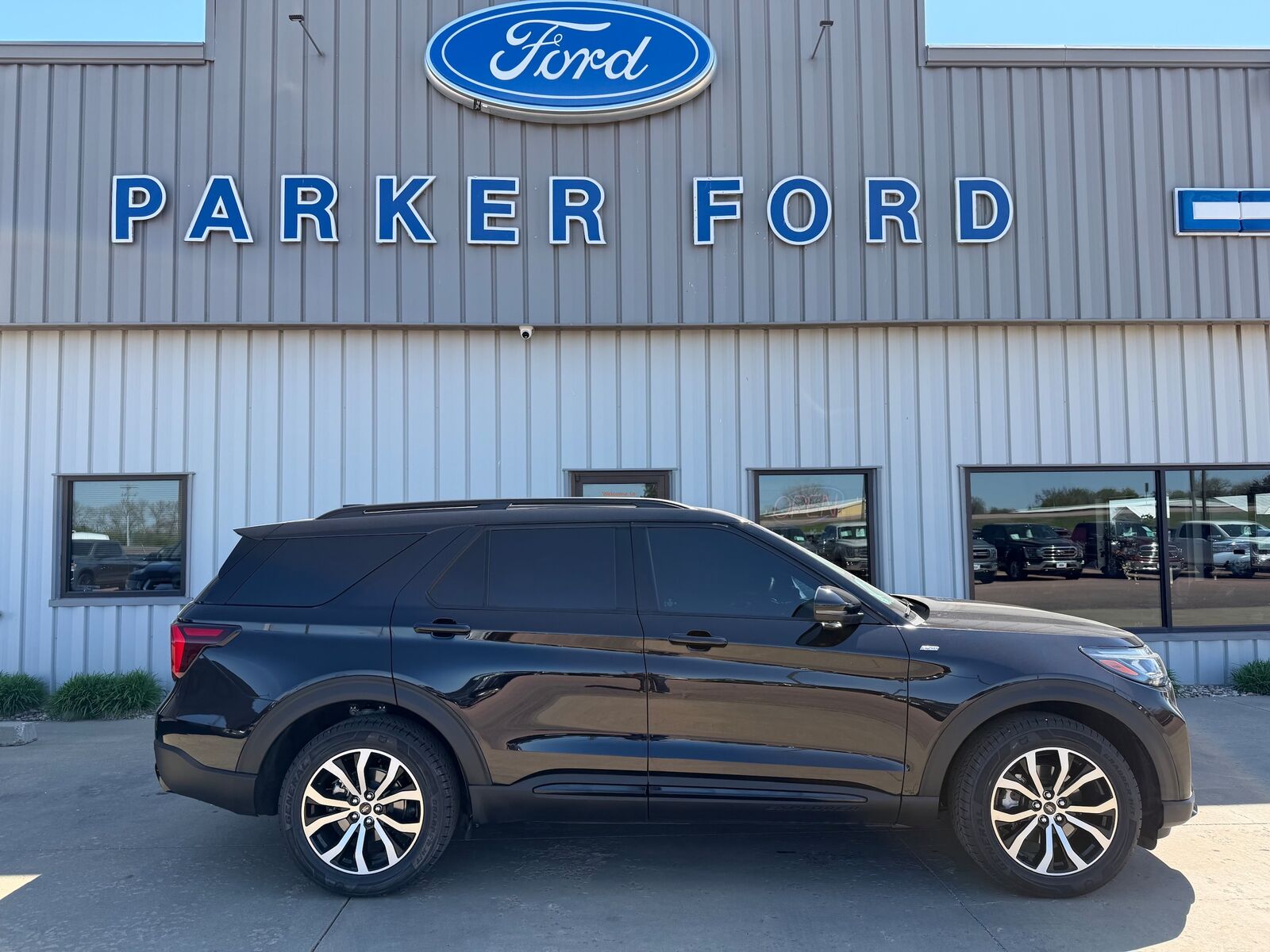 2025 FORD Explorer