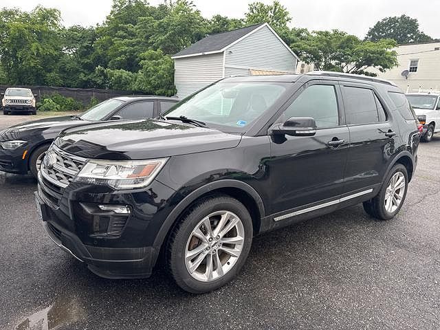 2018 FORD Explorer