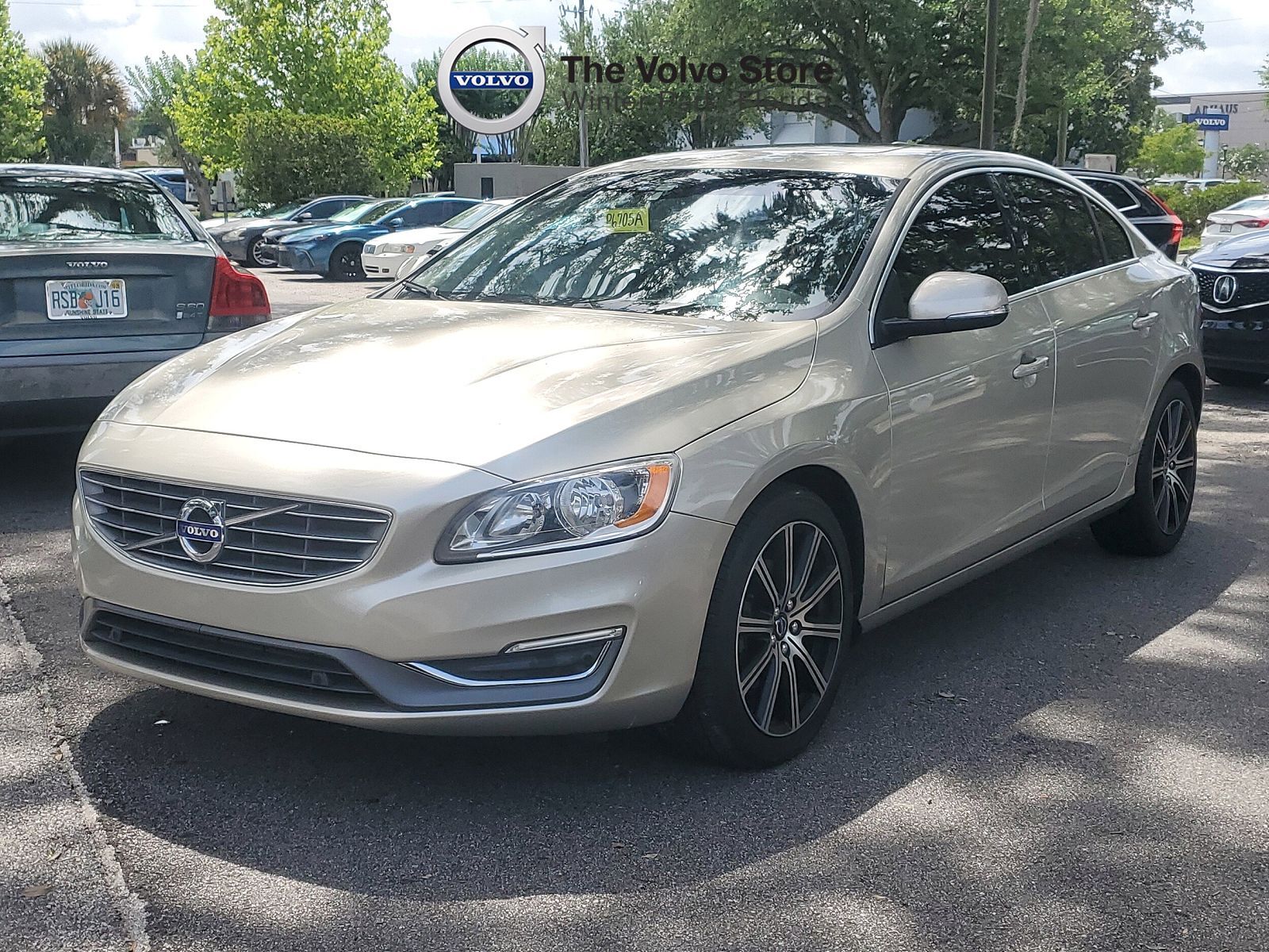 2018 VOLVO S60