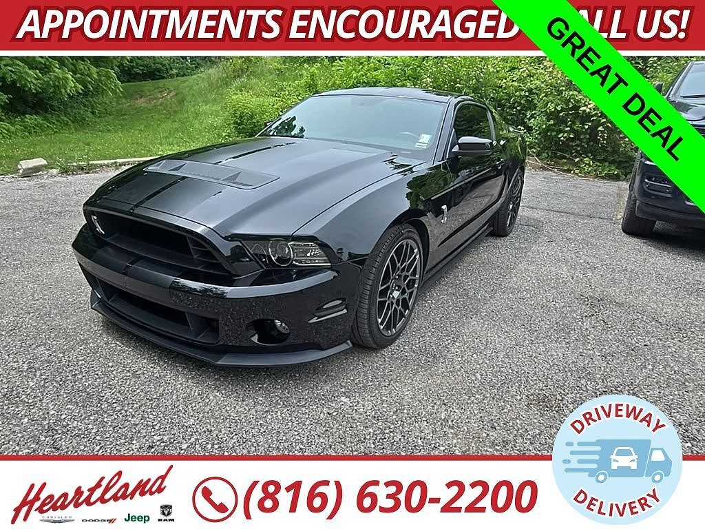 2013 FORD Mustang