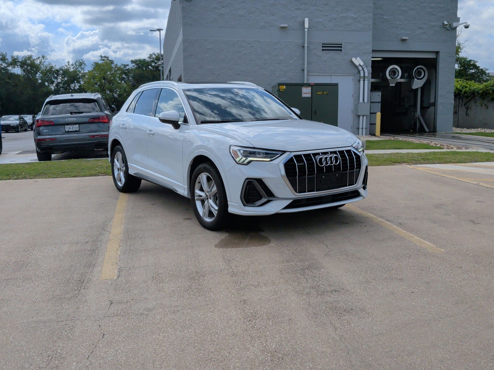 2023 Audi Q3