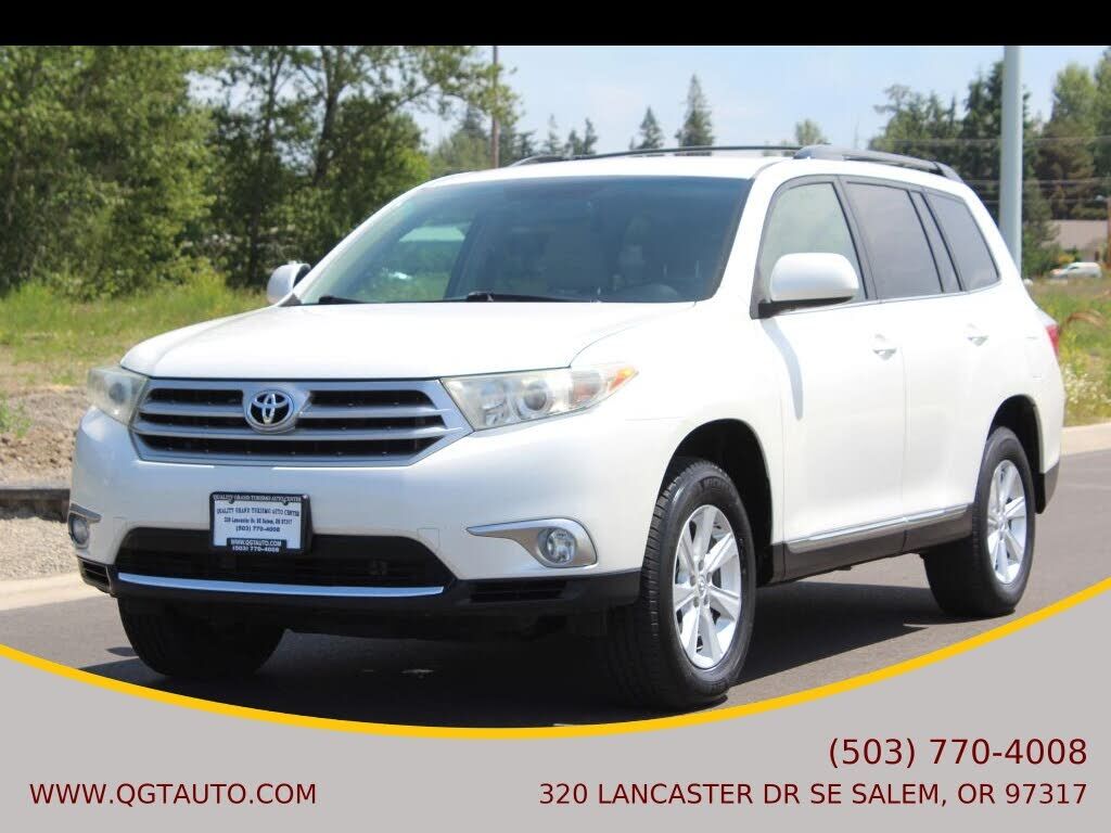 2011 TOYOTA Highlander