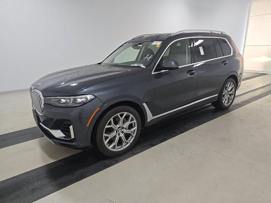 2022 BMW X7