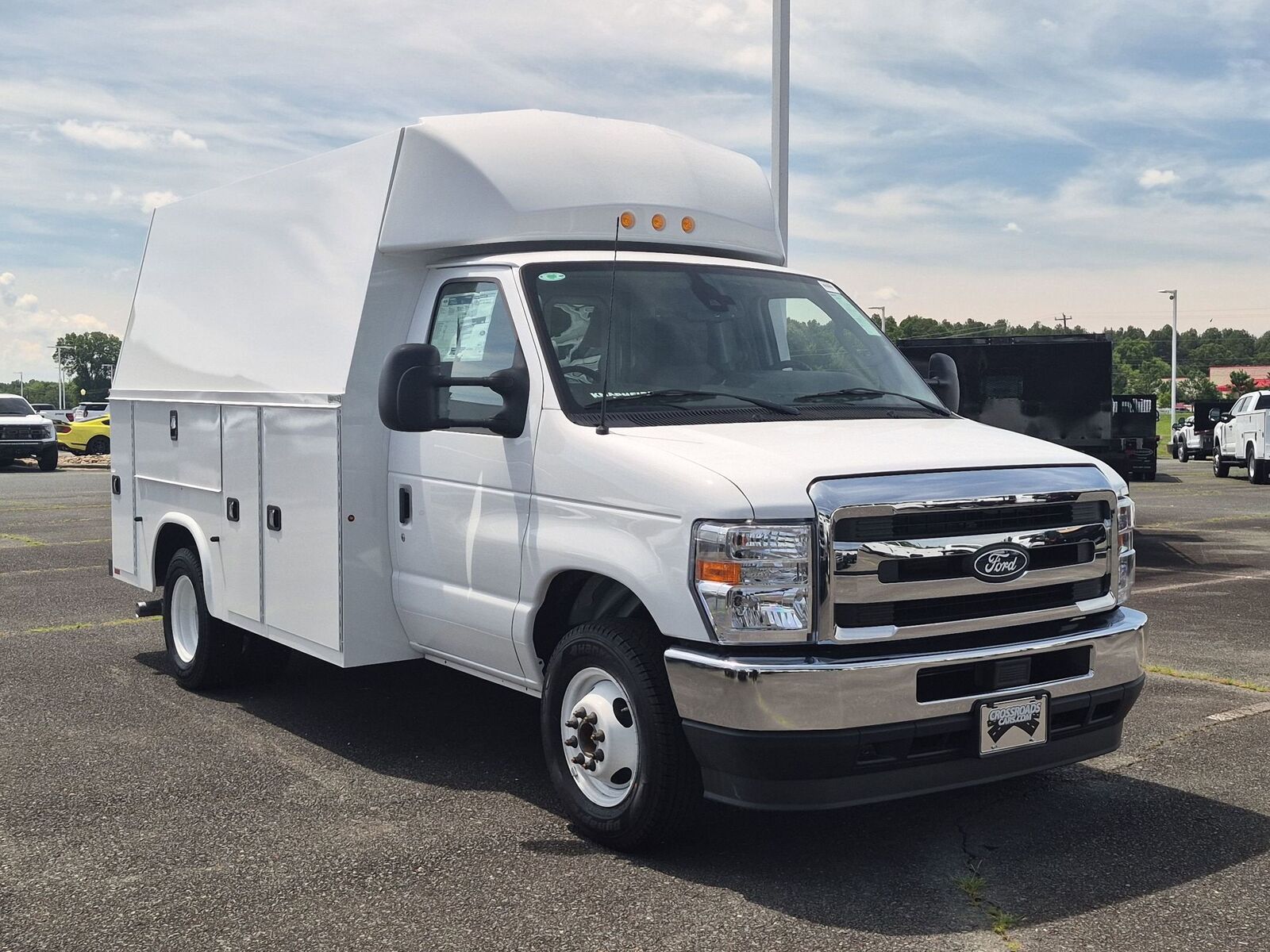 2027 FORD E-350