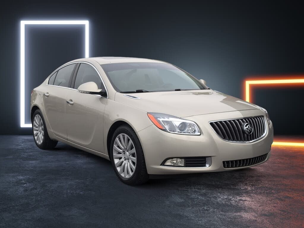 2013 BUICK Regal