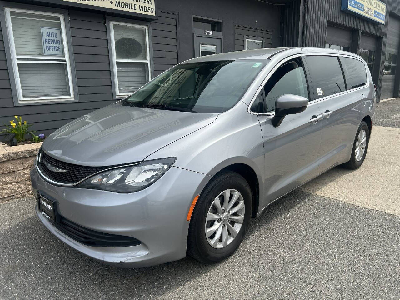 2017 CHRYSLER Pacifica