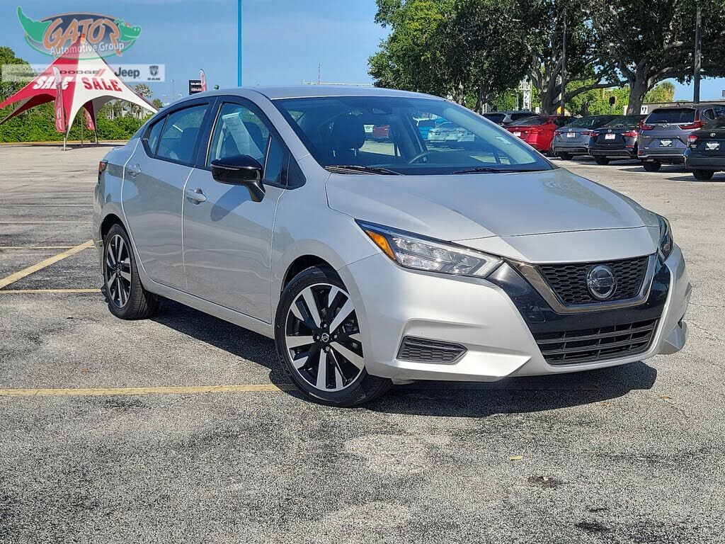 2022 NISSAN Versa