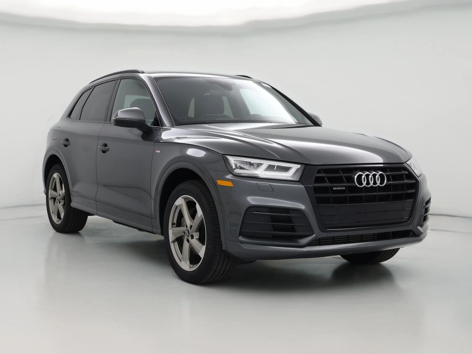 2020 AUDI Q5 e