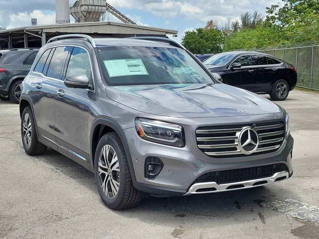 2026 MERCEDES-BENZ GLB-Class